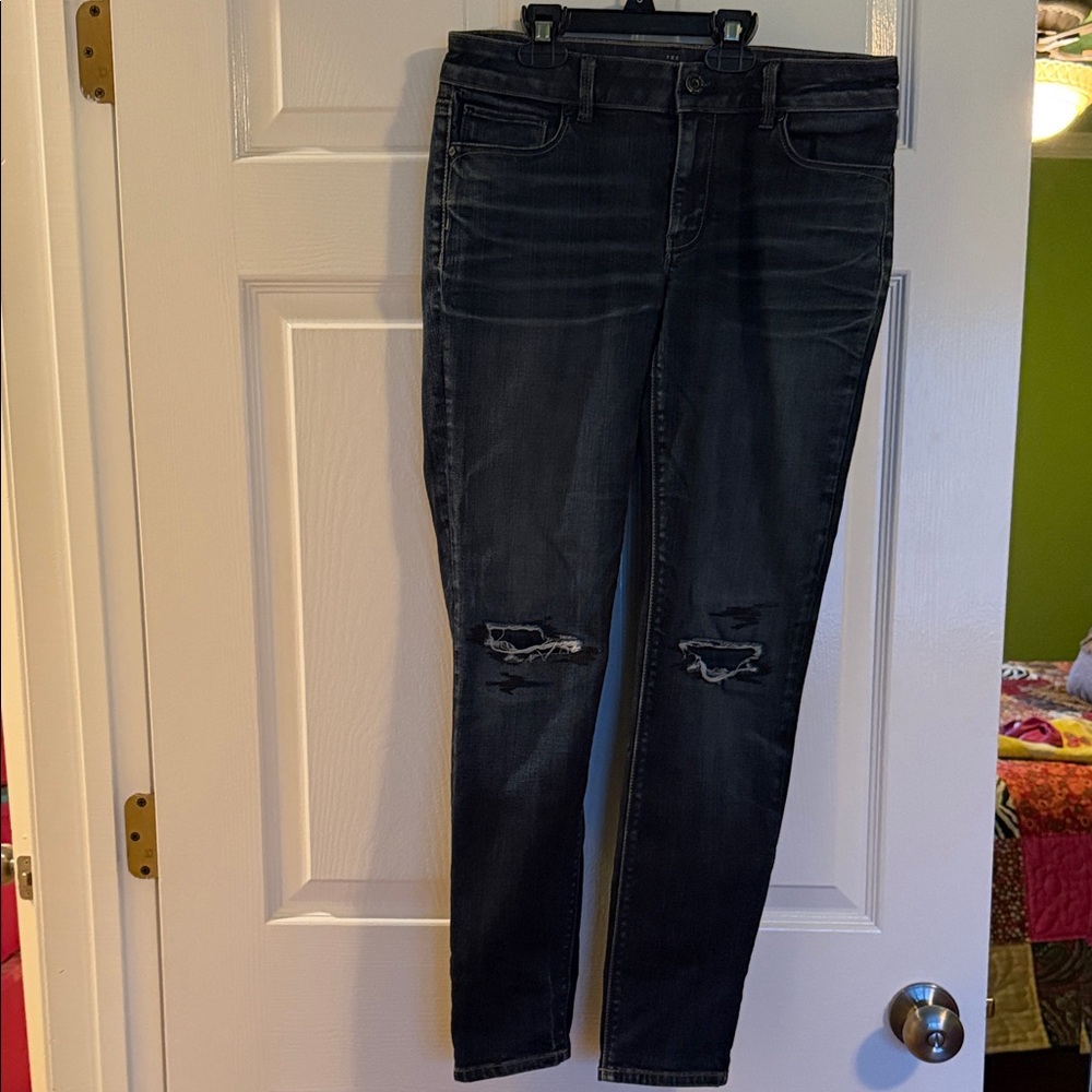 Women's White House Black Market Jeans size 4.